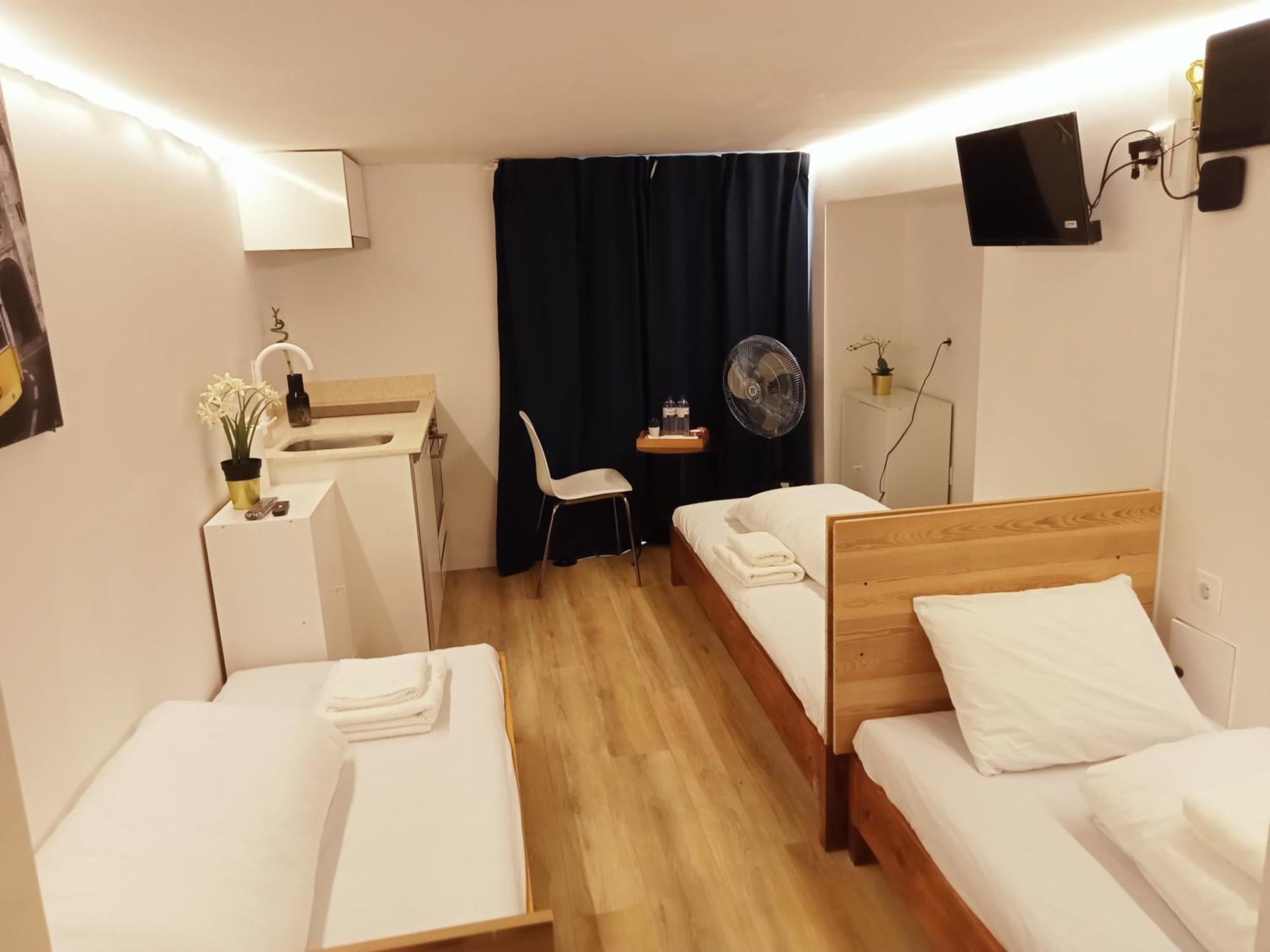 Sylhet Bnb Lisbon Exterior photo